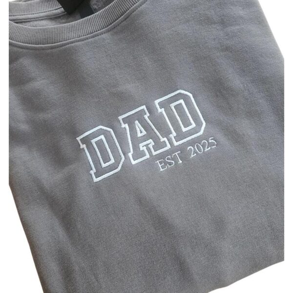 Sweatshirt til far med broderi